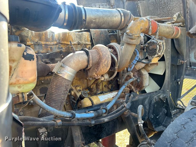 image for item DO7545 1998 Peterbilt  379 semi truck