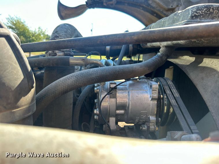 image for item DO7545 1998 Peterbilt  379 semi truck