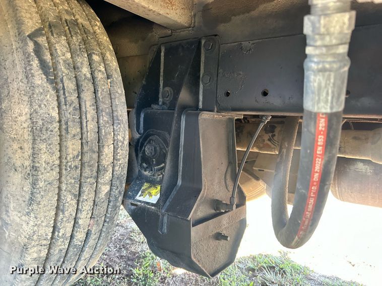 image for item DO7545 1998 Peterbilt  379 semi truck