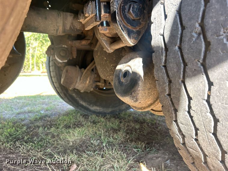 image for item DO7545 1998 Peterbilt  379 semi truck