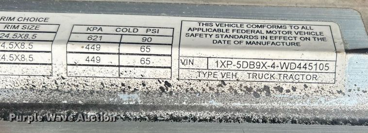 image for item DO7545 1998 Peterbilt  379 semi truck