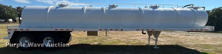 image for item DO7550 2001 Pinson vacuum trailer