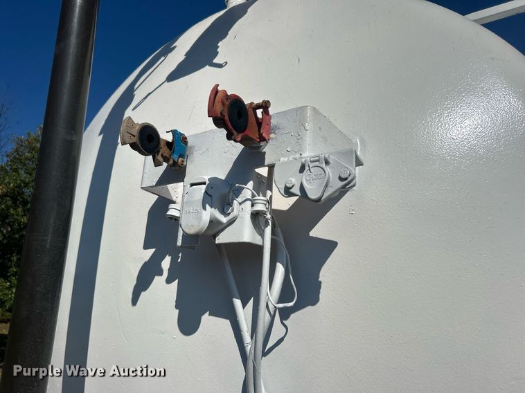 image for item DO7550 2001 Pinson vacuum trailer