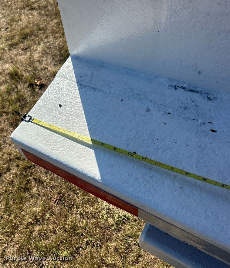 image for item DO7550 2001 Pinson vacuum trailer