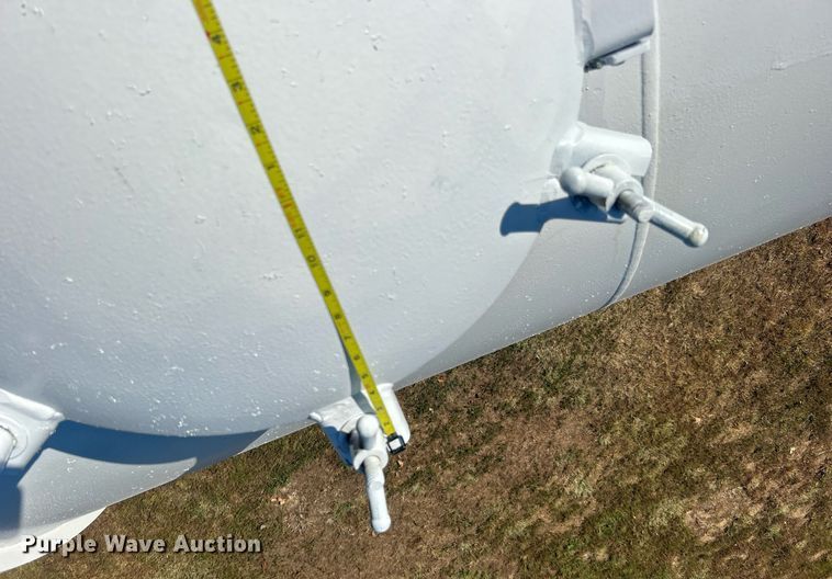 image for item DO7550 2001 Pinson vacuum trailer