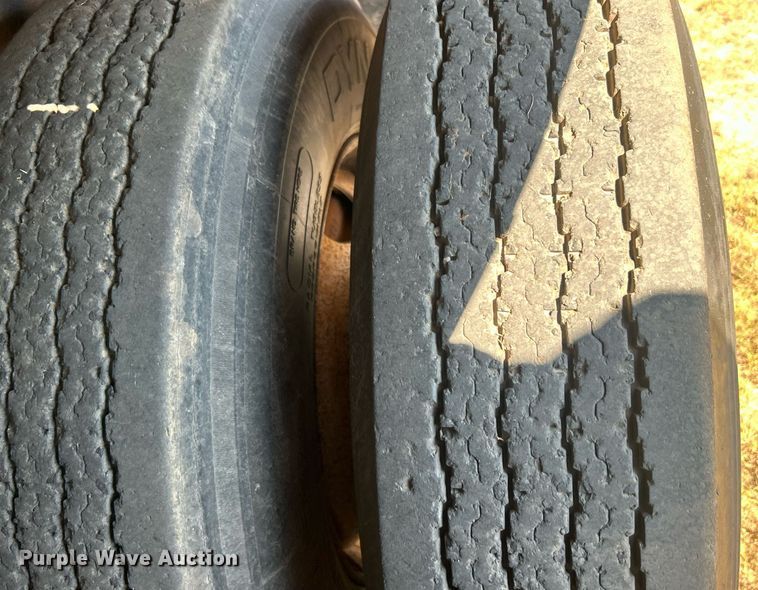 image for item DO7550 2001 Pinson vacuum trailer