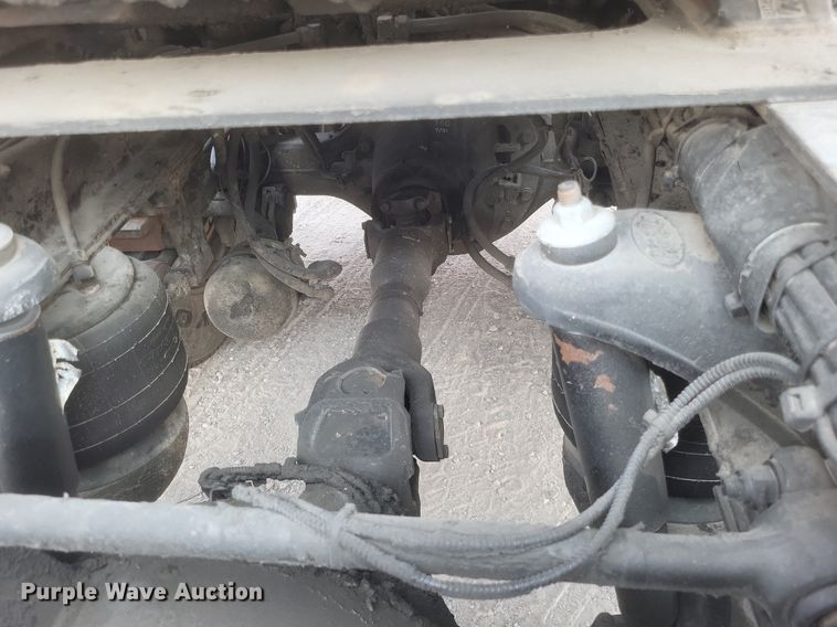 image for item DQ3642 2003 Peterbilt  378 semi truck