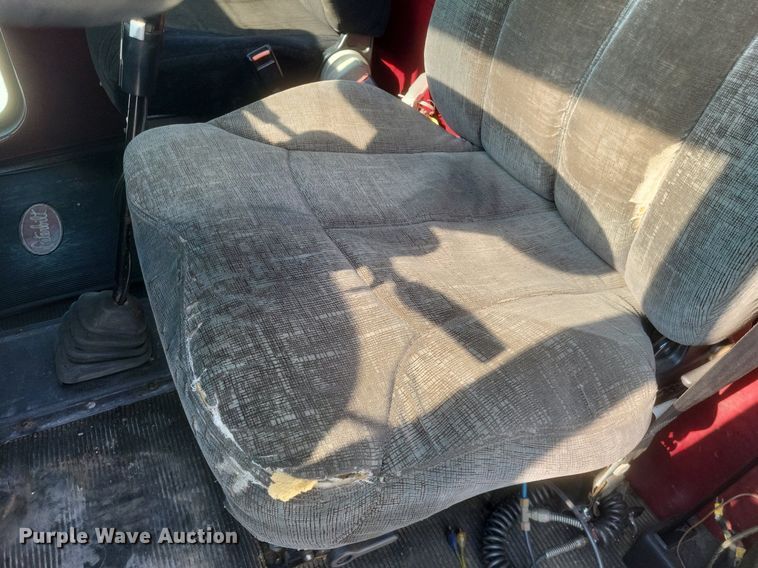 image for item DQ3642 2003 Peterbilt  378 semi truck