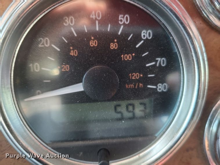 image for item DQ3642 2003 Peterbilt  378 semi truck