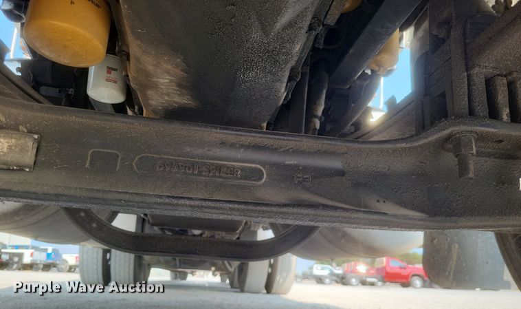 image for item DQ3642 2003 Peterbilt  378 semi truck