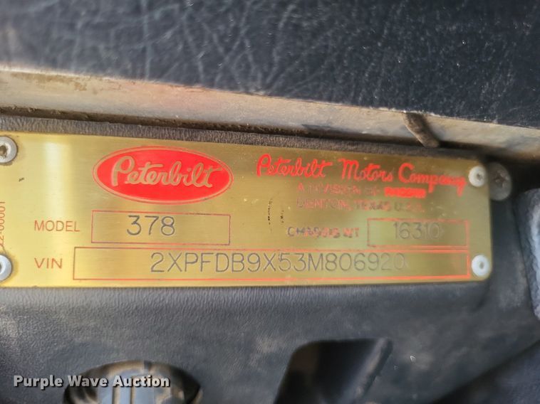 image for item DQ3642 2003 Peterbilt  378 semi truck