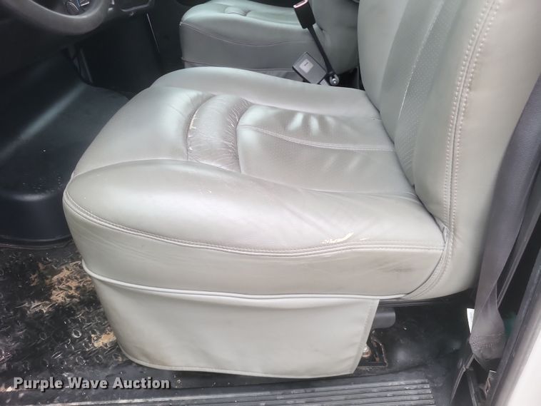 image for item DQ3658 2008 Chevrolet  C4500 truck cab and chassis