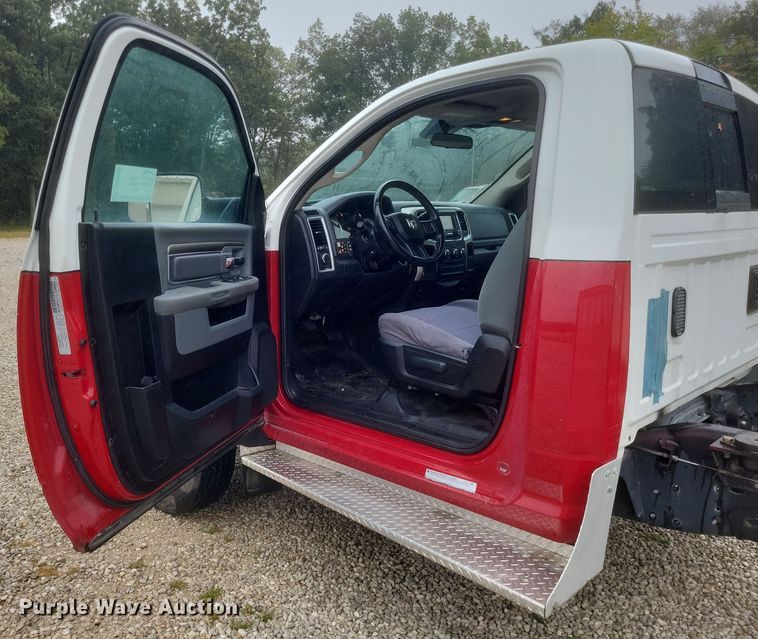 image for item DQ3659 2017 Dodge Ram 4500 SLT truck cab and chassis