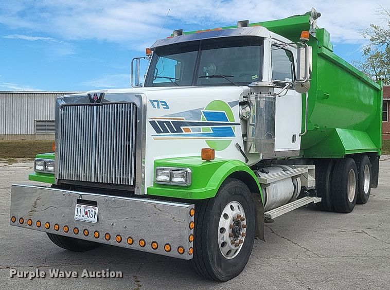 image for item DQ3661 2007 Western Star  4900FA dump truck