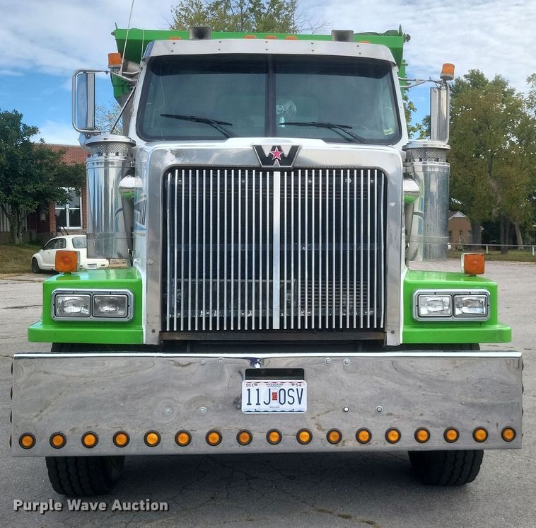 image for item DQ3661 2007 Western Star  4900FA dump truck