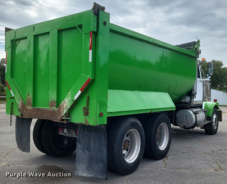 image for item DQ3661 2007 Western Star  4900FA dump truck