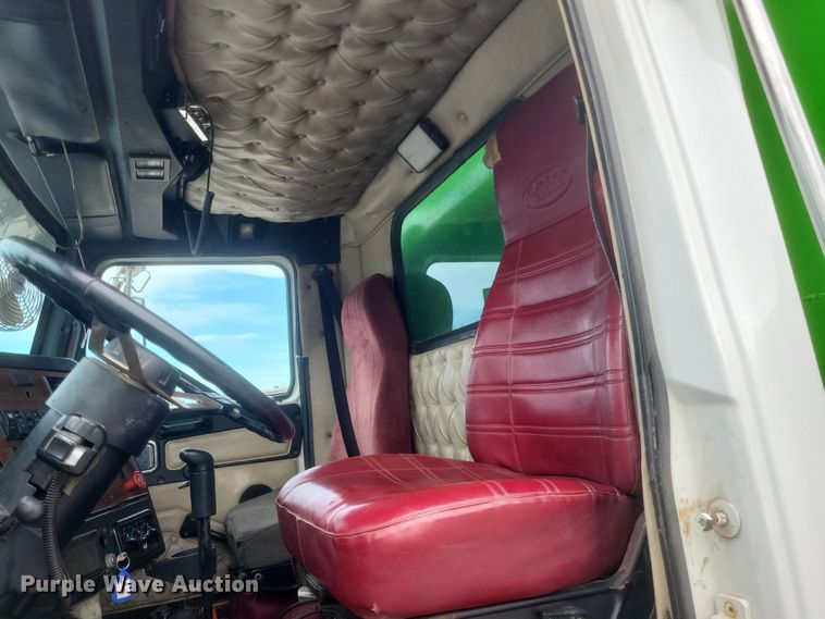 image for item DQ3661 2007 Western Star  4900FA dump truck