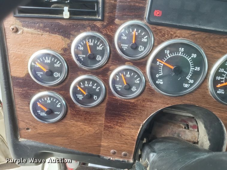 image for item DQ3661 2007 Western Star  4900FA dump truck