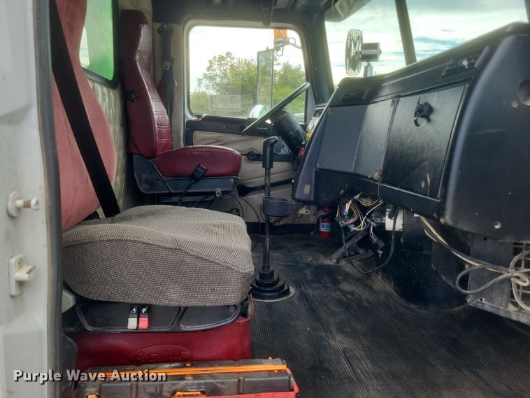 image for item DQ3661 2007 Western Star  4900FA dump truck