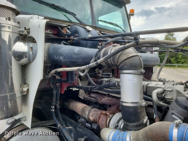 image for item DQ3661 2007 Western Star  4900FA dump truck