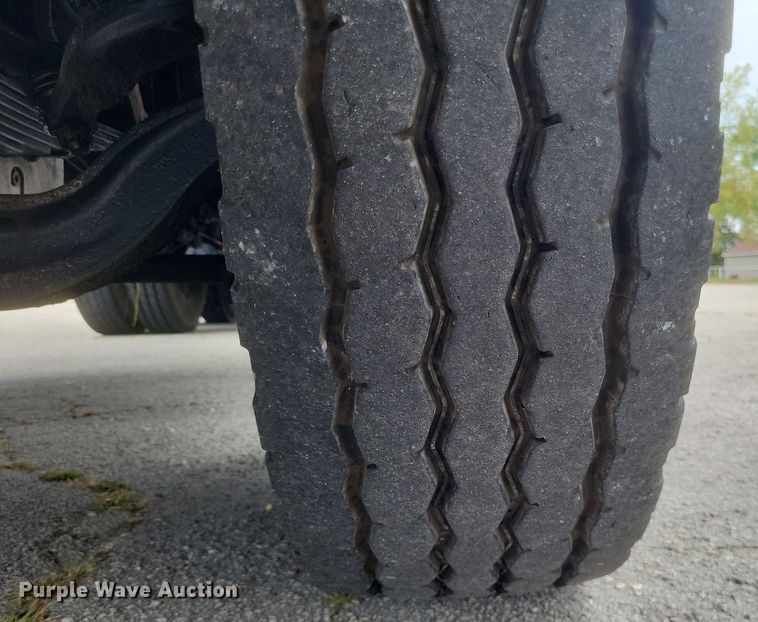 image for item DQ3661 2007 Western Star  4900FA dump truck