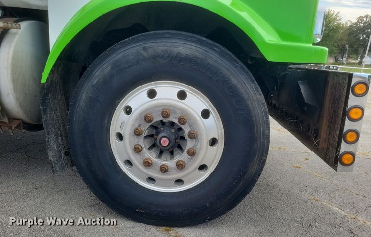 image for item DQ3661 2007 Western Star  4900FA dump truck