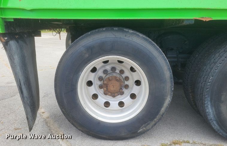 image for item DQ3661 2007 Western Star  4900FA dump truck