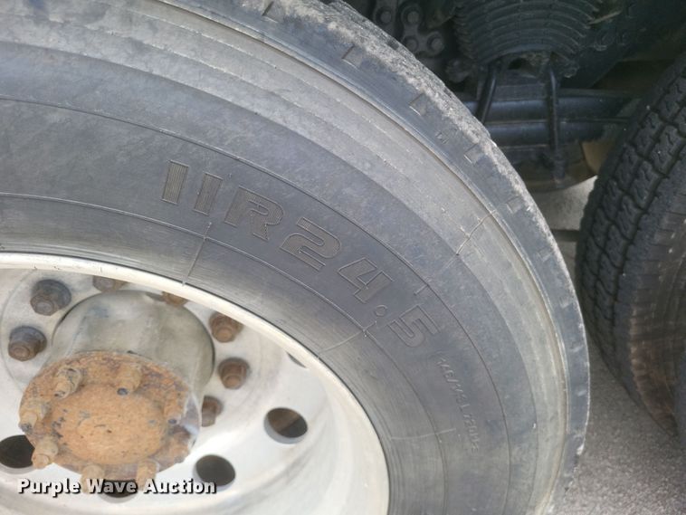 image for item DQ3661 2007 Western Star  4900FA dump truck