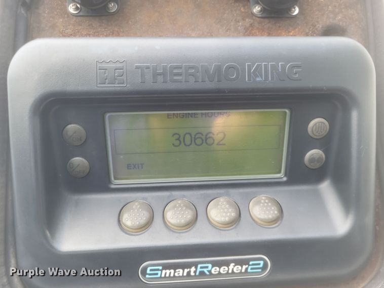 image for item DQ3667 2005 Utility  3000R refrigerated van trailer