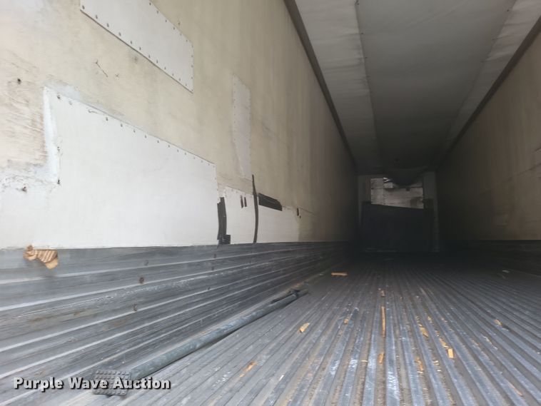 image for item DQ3667 2005 Utility  3000R refrigerated van trailer