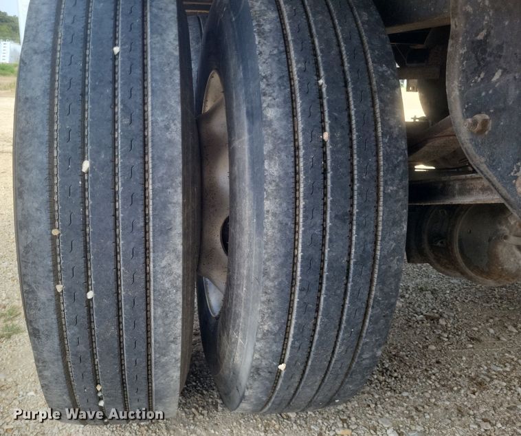 image for item DQ3671 2009 Wabash dry van trailer