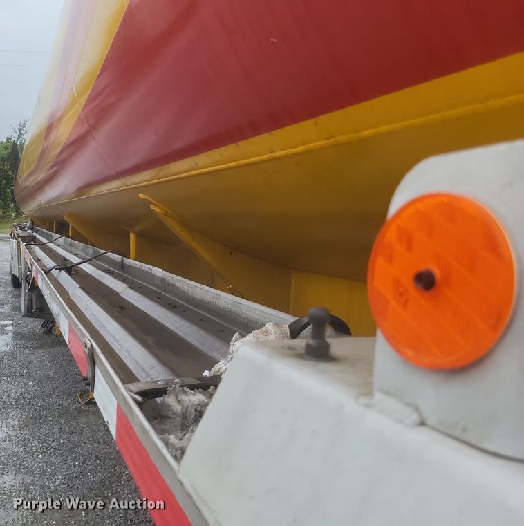 image for item DQ3686 2007 Beall BAST-96-3-SB tank trailer