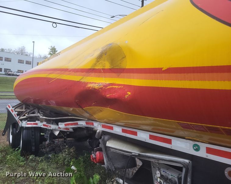 image for item DQ3687 2019 MACLTT ASE-9500-2S-406 tank trailer