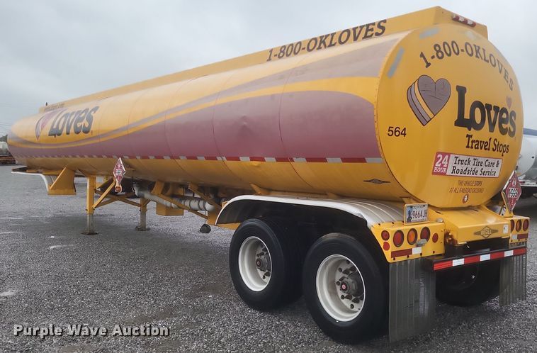 image for item DQ3688 1996 Beall BAST-95-3-SB tank trailer