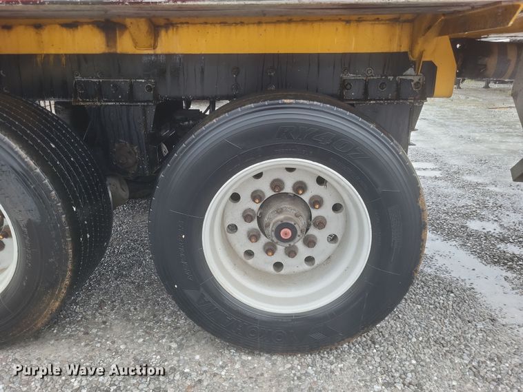 image for item DQ3688 1996 Beall BAST-95-3-SB tank trailer