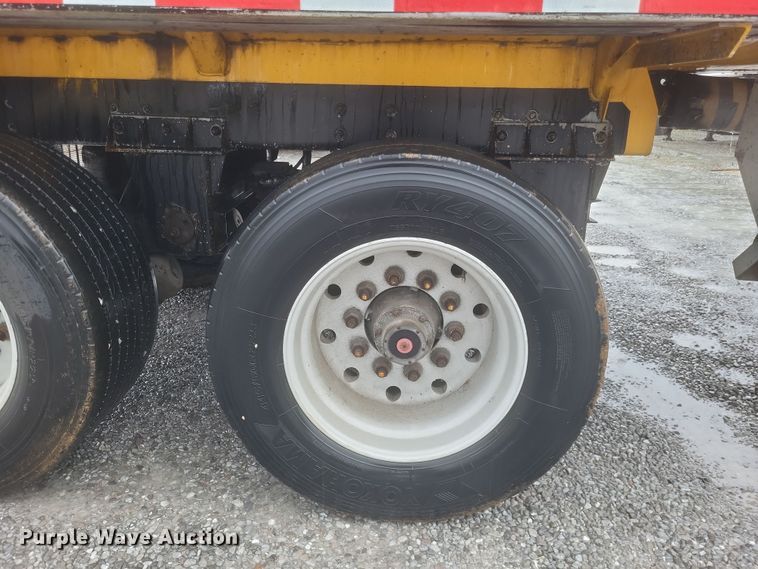 image for item DQ3688 1996 Beall BAST-95-3-SB tank trailer