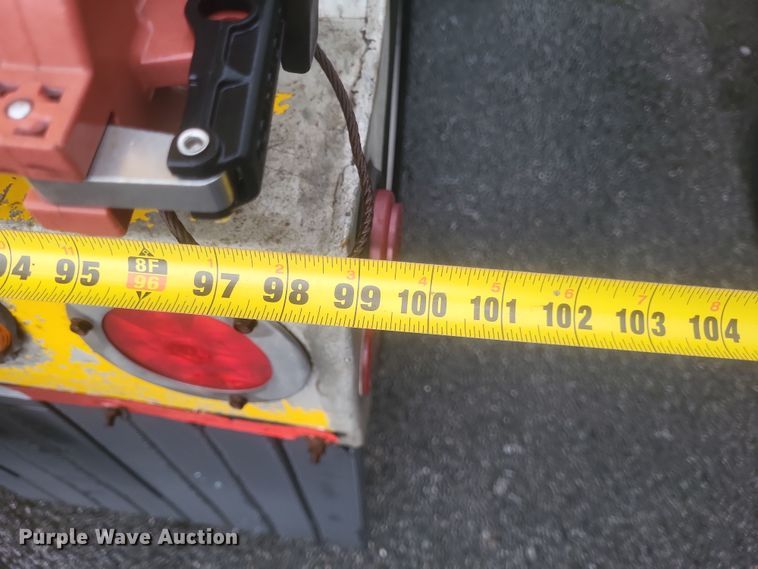 image for item DQ3689 2007 Beall BAST-96-3-SB tank trailer