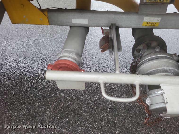 image for item DQ3689 2007 Beall BAST-96-3-SB tank trailer