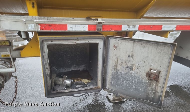 image for item DQ3689 2007 Beall BAST-96-3-SB tank trailer