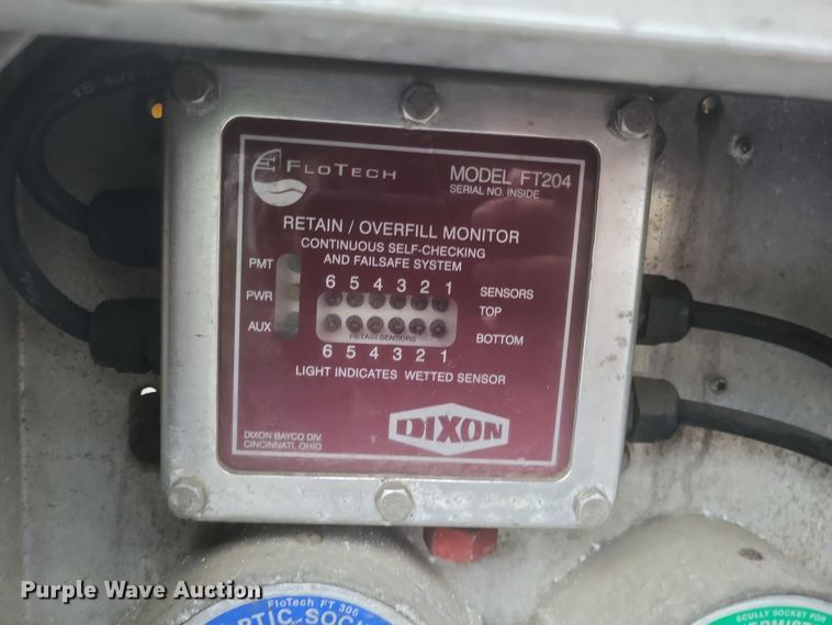 image for item DQ3689 2007 Beall BAST-96-3-SB tank trailer