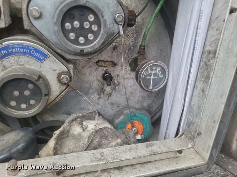 image for item DQ3689 2007 Beall BAST-96-3-SB tank trailer