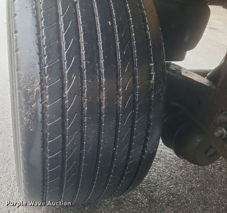 image for item DQ3689 2007 Beall BAST-96-3-SB tank trailer