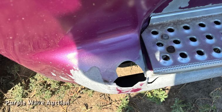 image for item DQ6843 1997 International  9200 Eagle semi truck