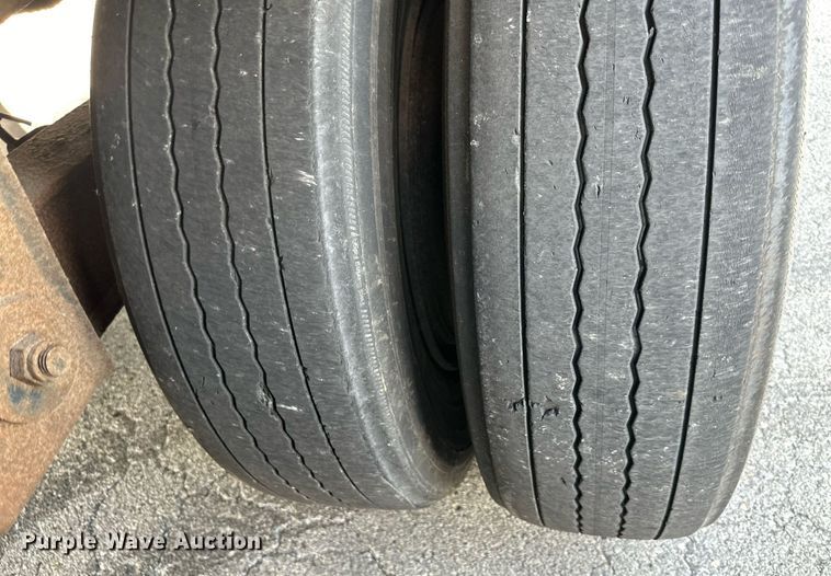 image for item DR2648 1985 Kentucky  dry van trailer