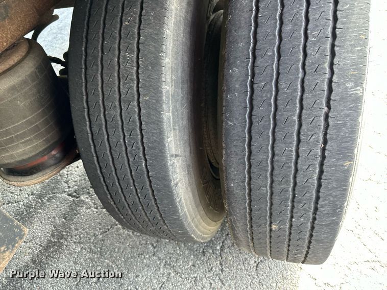 image for item DR2648 1985 Kentucky  dry van trailer