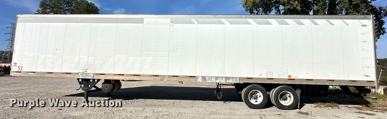 image for item DR2714 2005 Utility  3000R  refrigerated van trailer