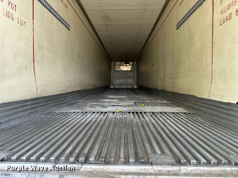 image for item DR2715 2005 Utility 3000R refrigerated van trailer