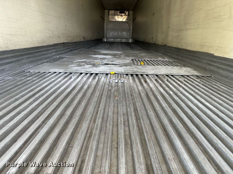 image for item DR2715 2005 Utility 3000R refrigerated van trailer