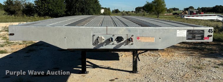 image for item DS2531 2018 Transcraft flatbed trailer