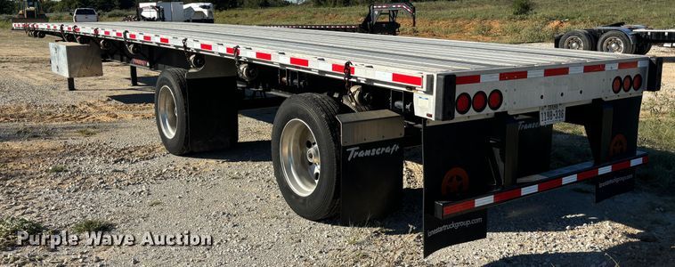 image for item DS2531 2018 Transcraft flatbed trailer